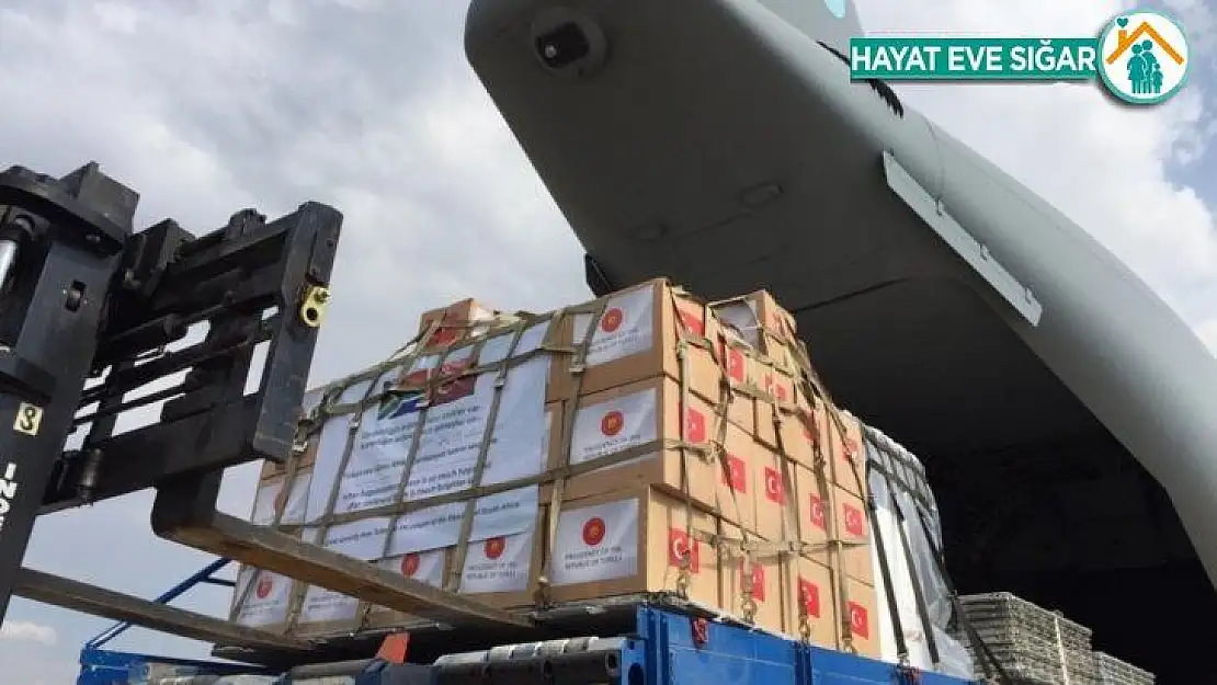 MSB: 'Tıbbi yardım malzemelerini Güney Afrika Cumhuriyeti'ne ulaştıracak TSK'ya ait uçak hareket etti'