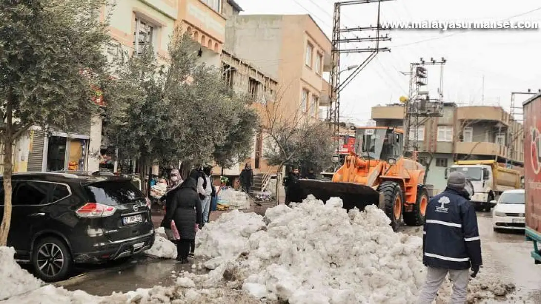 Muhtarlardan Fadıloğlu'na hizmet teşekkürü