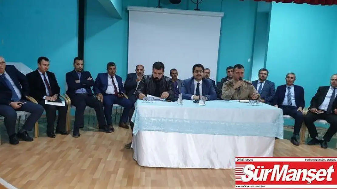 Muhtarlarla toplantı düzenlendi