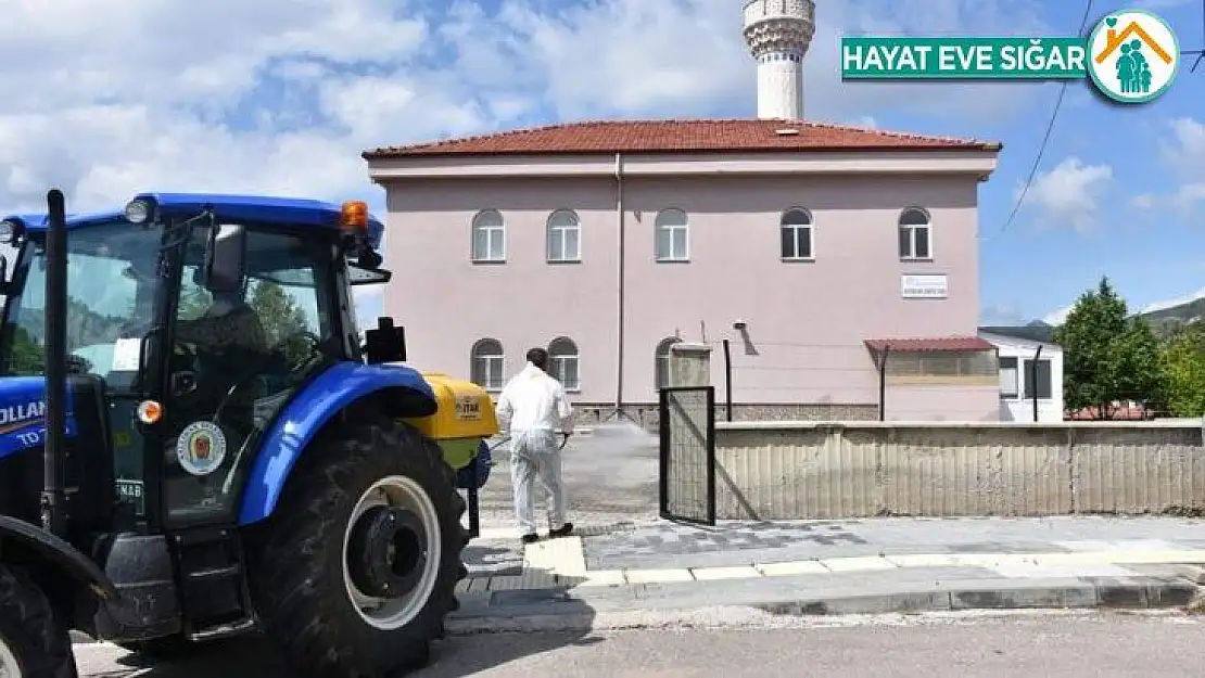 Nallıhan'da cuma namazı hazırlıkları sürüyor