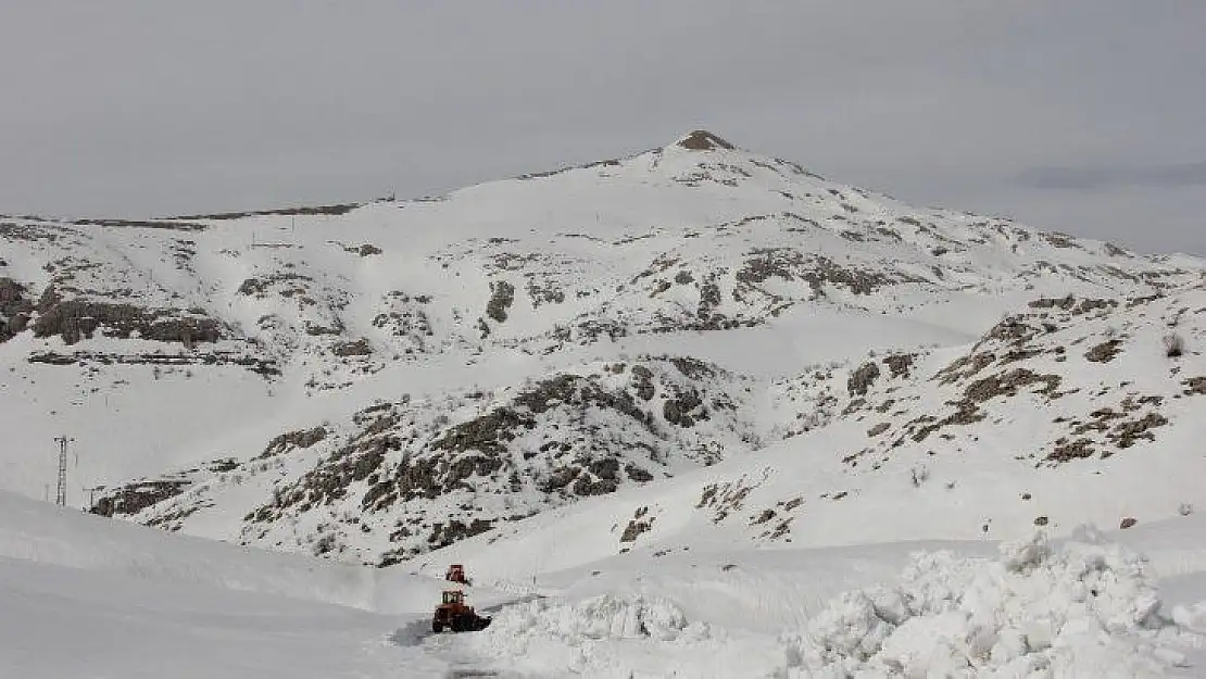 Nemrut Dağı yolu açıldı