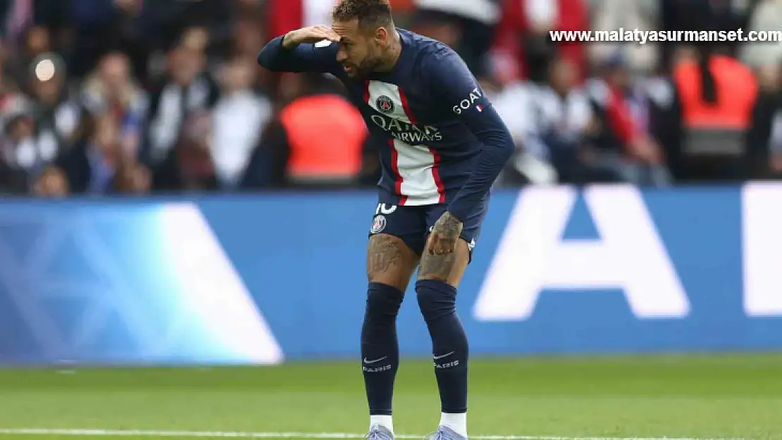 Neymar, sakatlığı sebebiyle sezonu kapattı