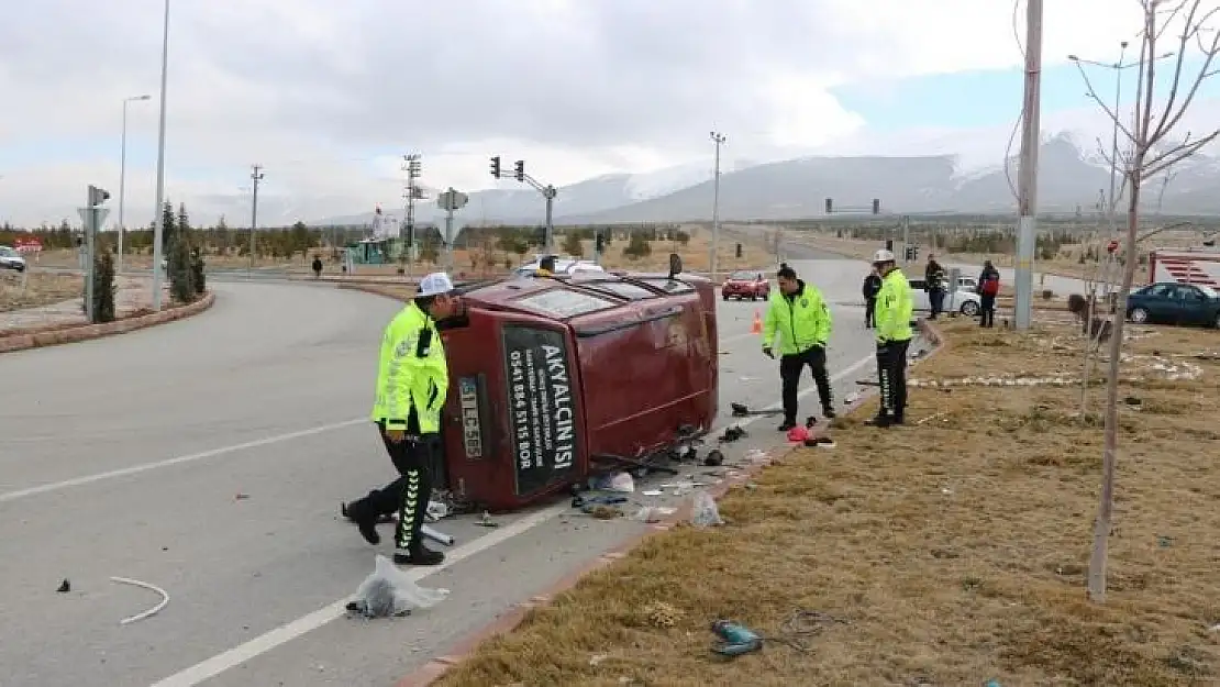 Niğde'deki kazada 1 yaşındaki bebek öldü, 5 kişi yaralandı