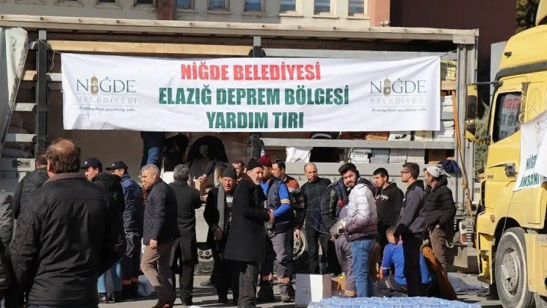 Niğde'den deprem bölgesine 8 tır yardım