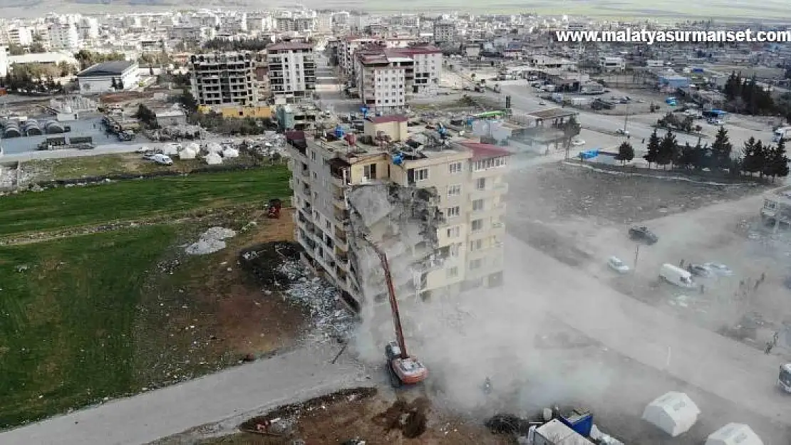 Nurdağı'nda deprem soruşturmasında yakalanan Yunus Kaya tutuklandı