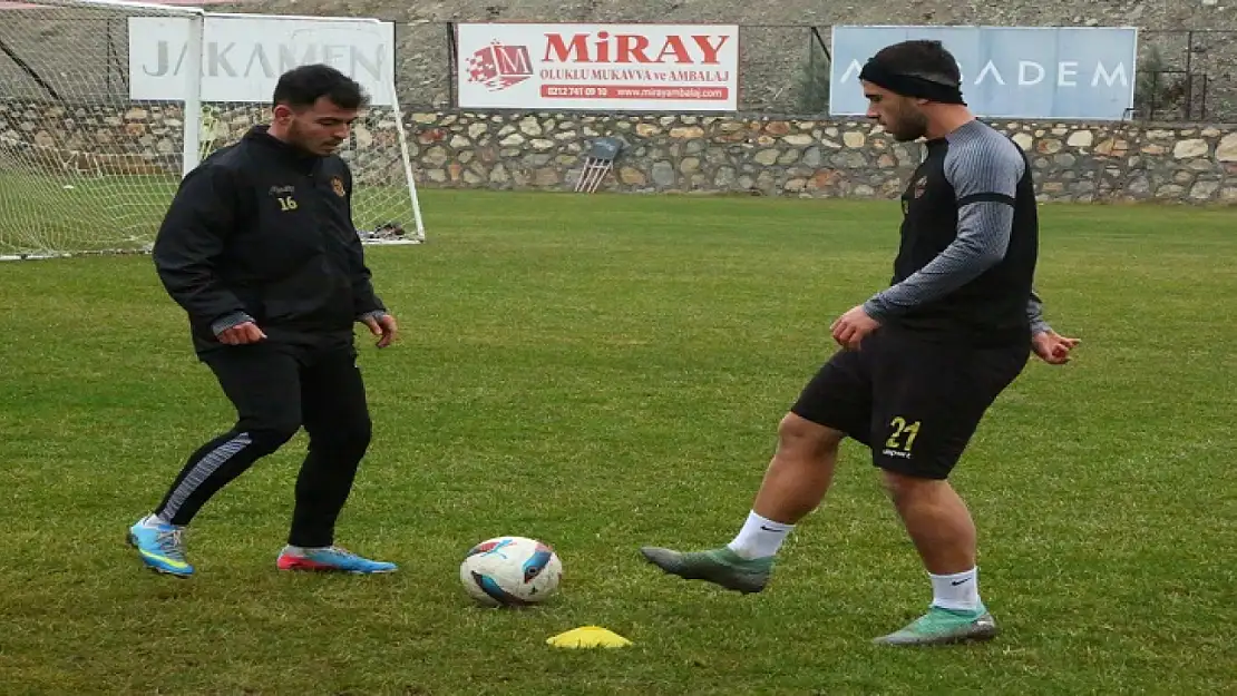 Nurettin Soykan Tesisleri'nde Adanaspor Provası Yapıldı