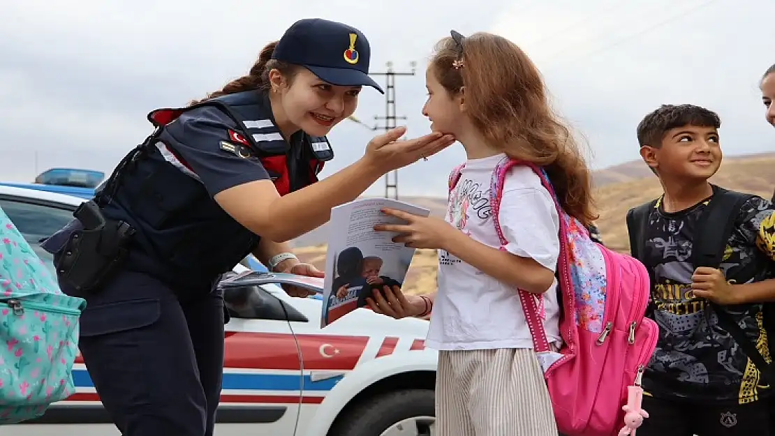 Okul Çevreleri ve Servis Araçlarında Jandarma Denetimi