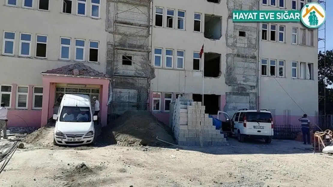 Okullarda güçlendirme çalışmaları yapılıyor