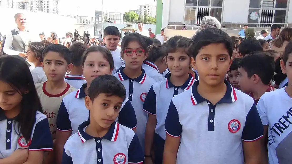 Okullarda yeni dönem: Kıyafet yönetmeliği değişti