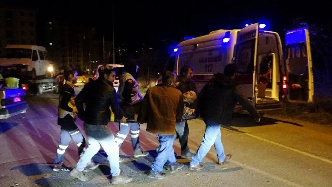 Ordu'da trafik kazası: 1'i çocuk 4 yaralı