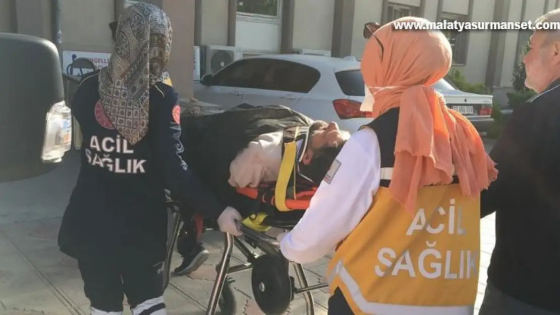 Otomobil şarampole yuvarlandı: 3 yaralı