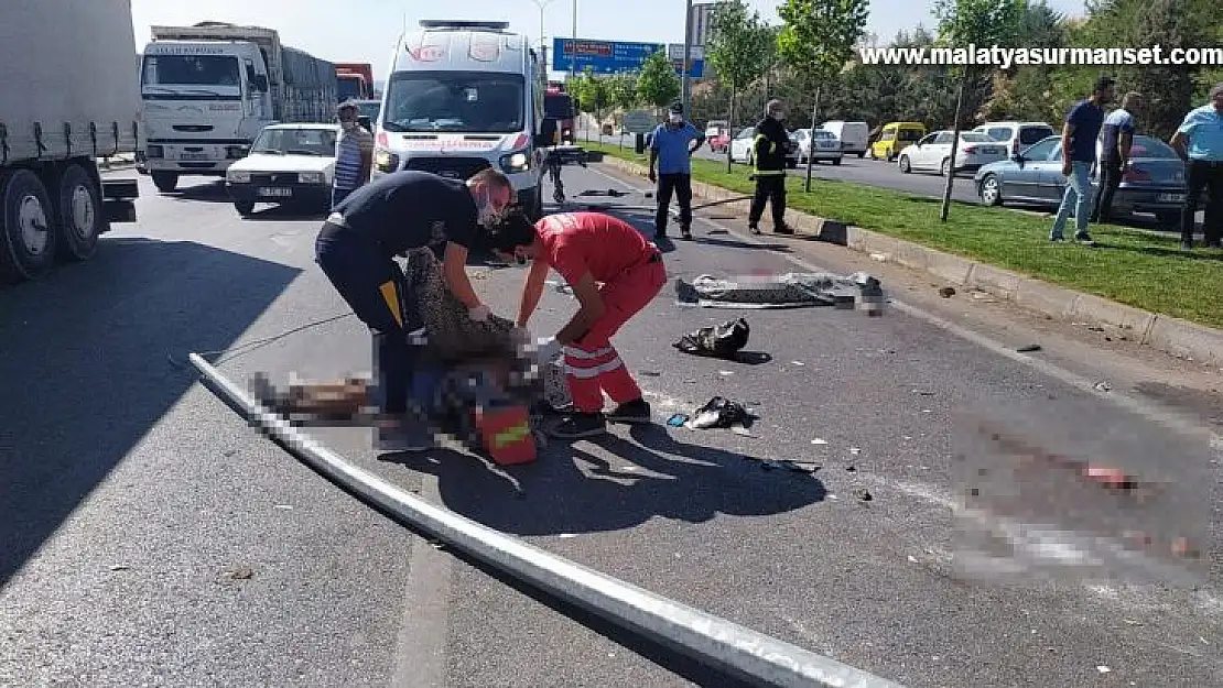 Otomobil yoldan çıktı: 2 ölü, 2 yaralı