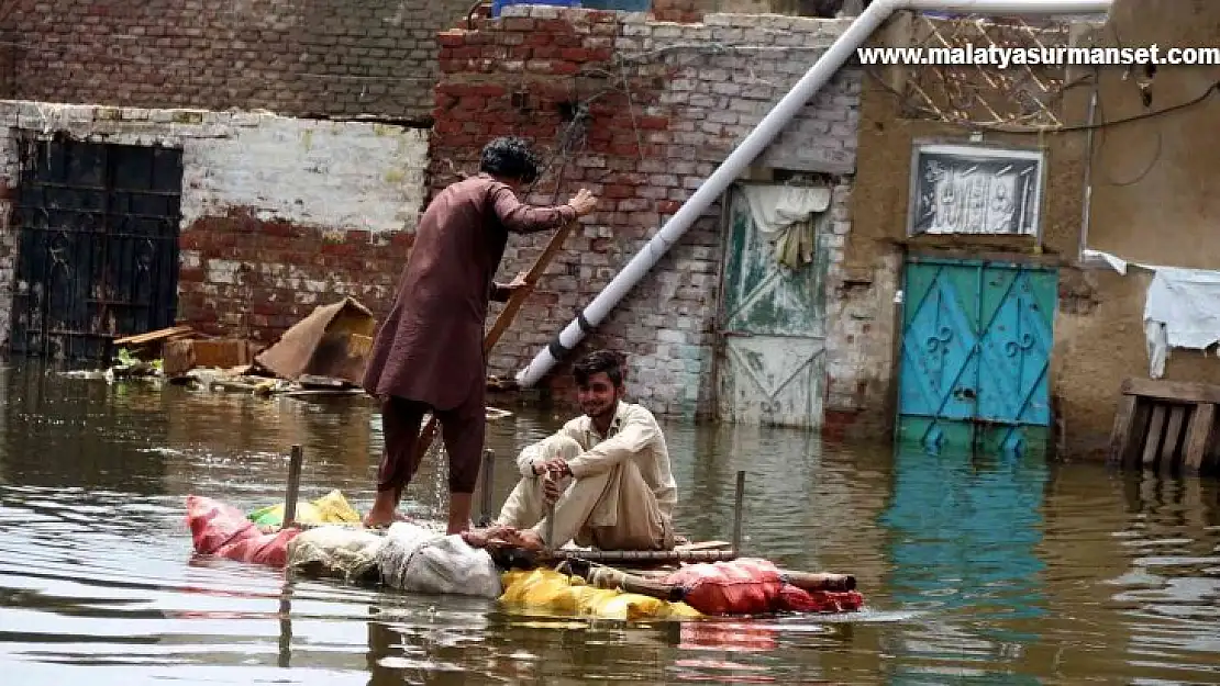 Pakistan'da sel felaketi: son 24 saatte 45 ölü, 113 yaralı