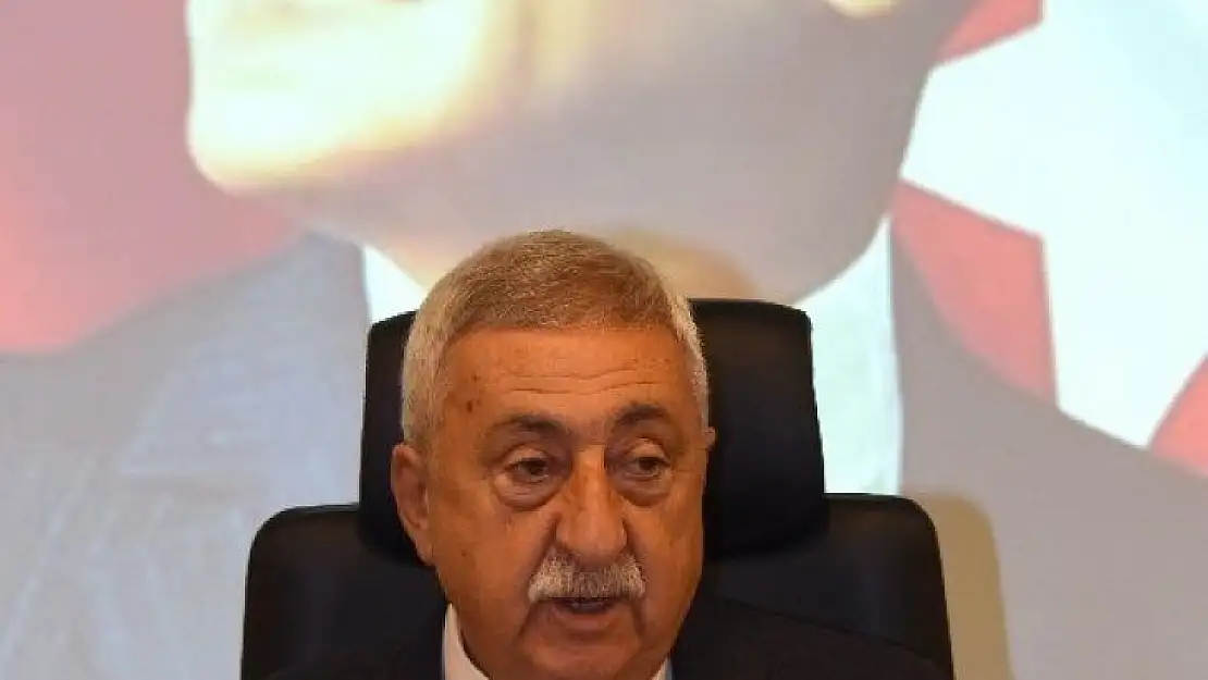 Palandöken: '2020 esnafımıza ve ülkemize bereket getirsin'