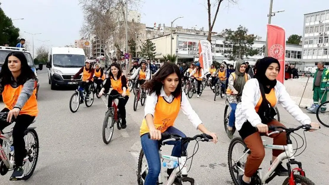 Pedallar bu kez kadınlar için çevrildi