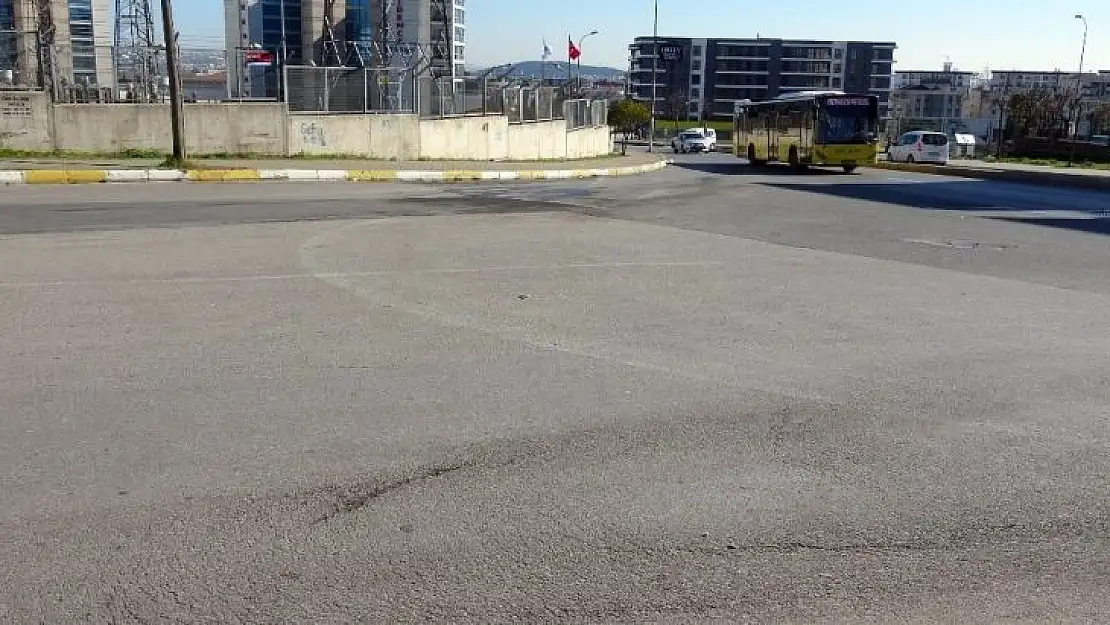 Pendik'te servis minibüsü okula giden çocuğu ezdi