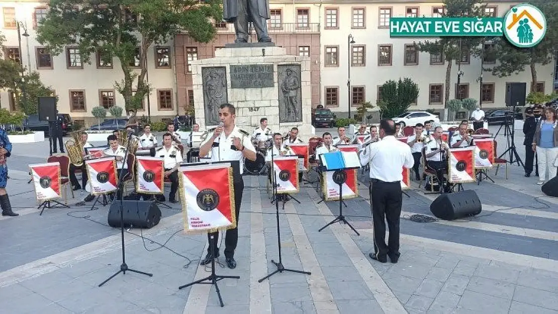 Polis Armoni Orkestrası, Malatya'da konser verdi