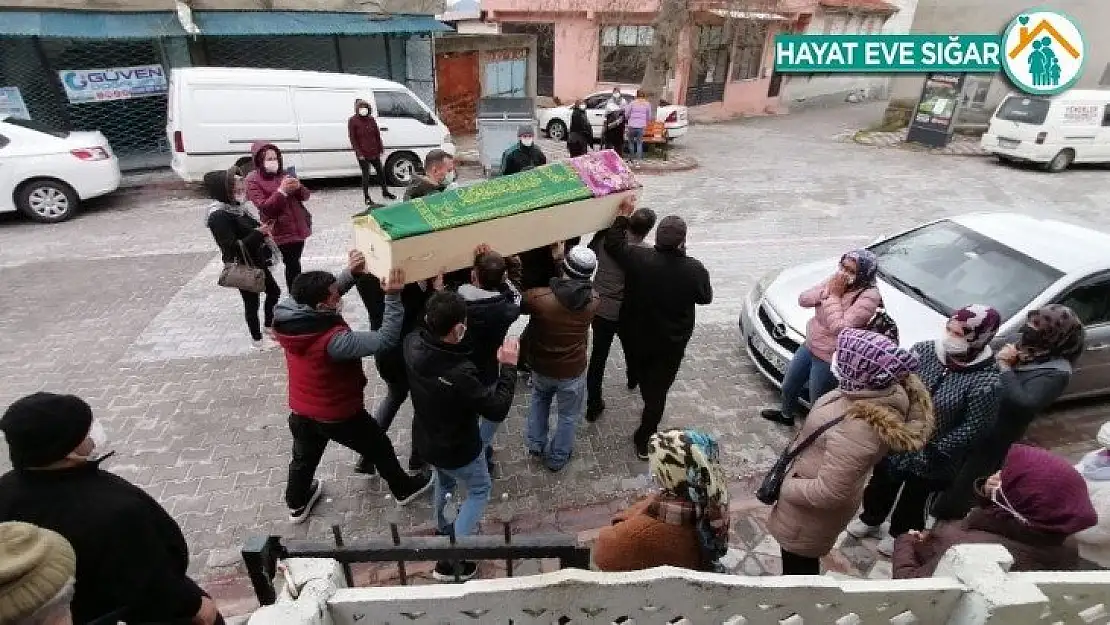 Polis sevgilisi tarafından öldürülen kadın son yolculuğuna uğurlandı