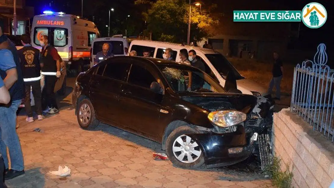 Polisin 'dur' ihtarına uymadı kaza yaptı: 1 yaralı