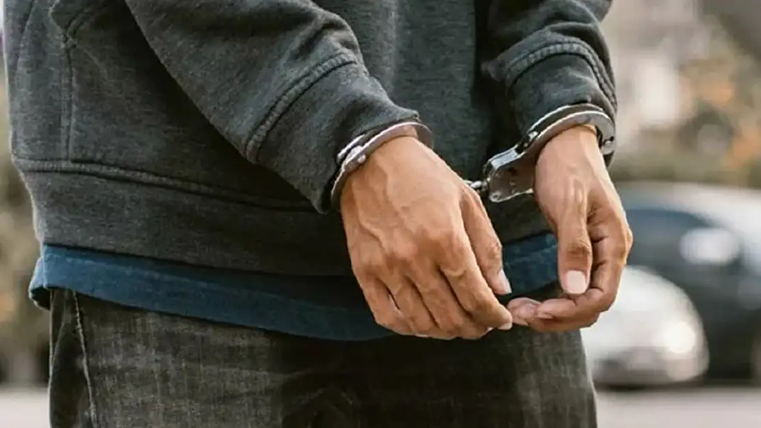 Polisten Torbacılara Darbe 10 Tutuklama 20 İşlem!