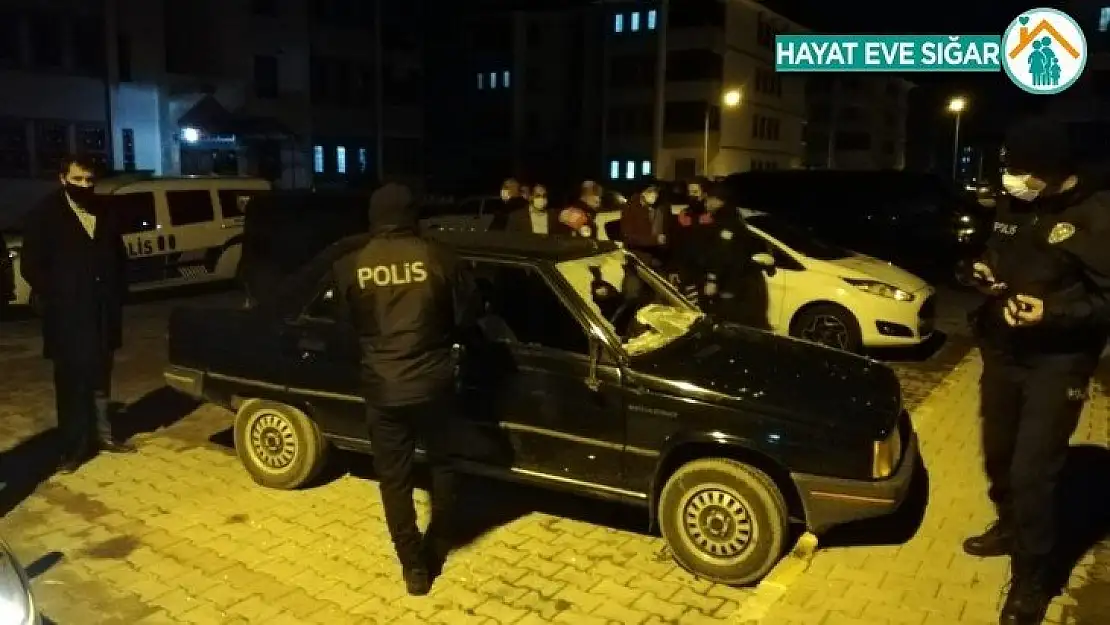 Pompalı tüfekle otomobile zarar veren 2 şüpheli gözaltına alındı