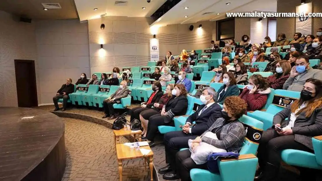 Prof. Dr. Balat: 'Kadına bakış açısı değişmeli'