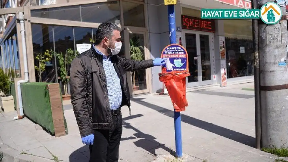 Pursaklar'da maske ve eldivenler için tıbbi atık kutuları yerleştirildi