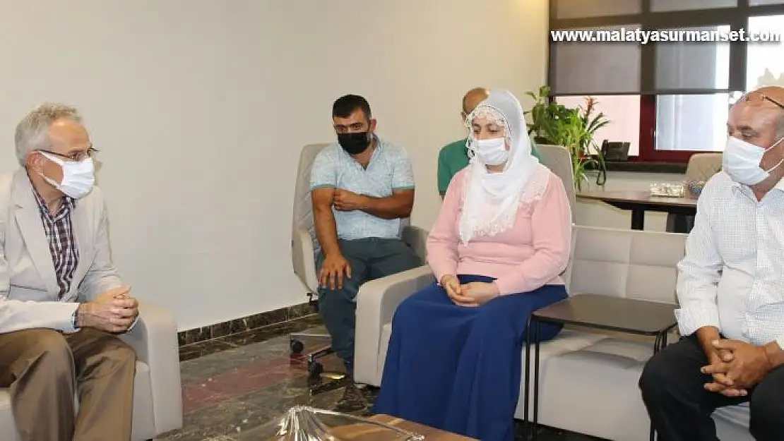 Rektör Özaydın tedavi gören askeri ziyaret etti