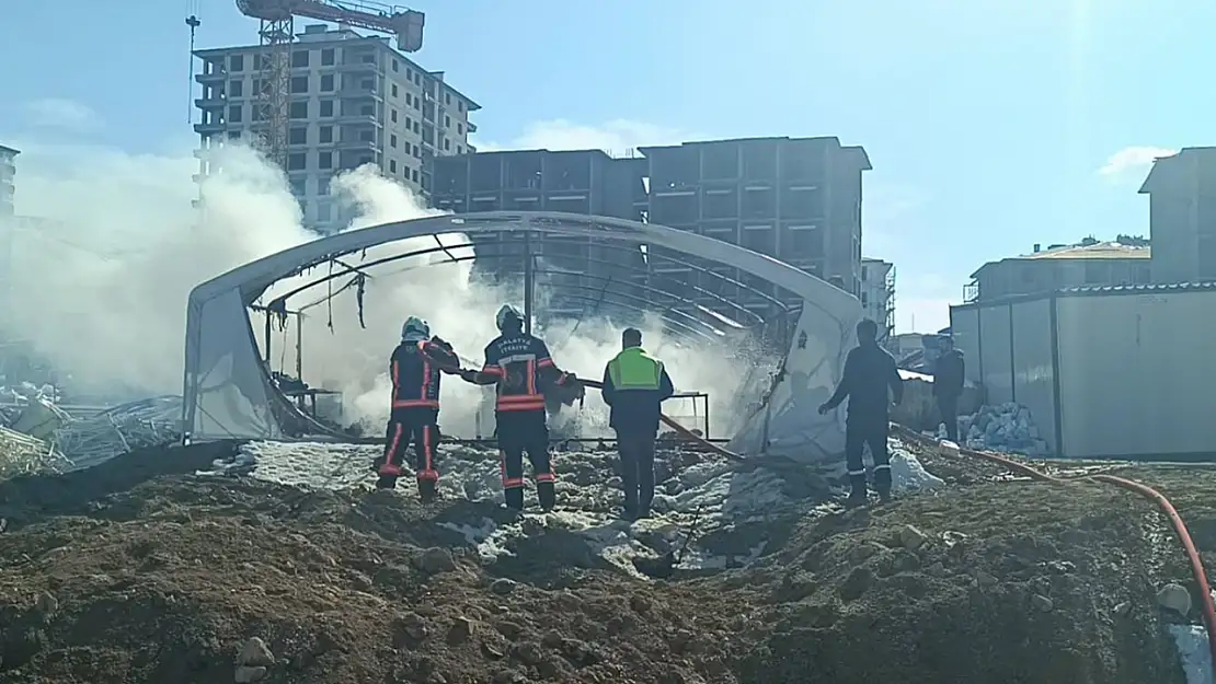 Rezerv Alanda Yangın! İtfaiye Ekipleri Zamanında Müdahale Etti