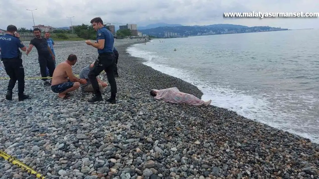 Rize'de denize giren yaşlı adam boğuldu