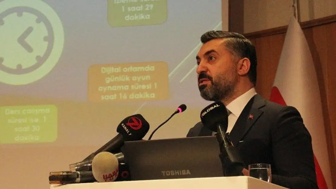 RTÜK Başkanı Şahin: 'Ortaokul öğrencilerimiz okul haricinde yeni medyanın adeta bağımlısı durumundadır'