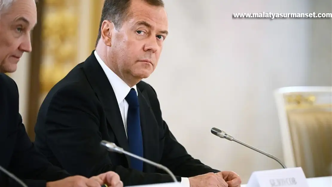 Rusya Güvenlik Konseyi Başkan Yardımcısı Medvedev: