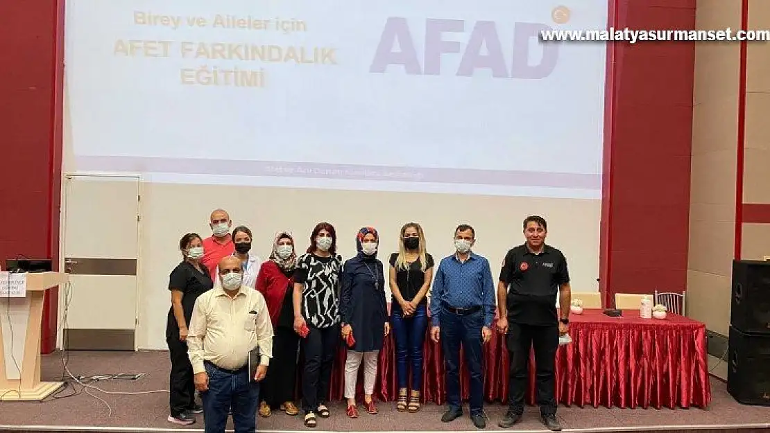 Sağlıkçılara afet eğitimi