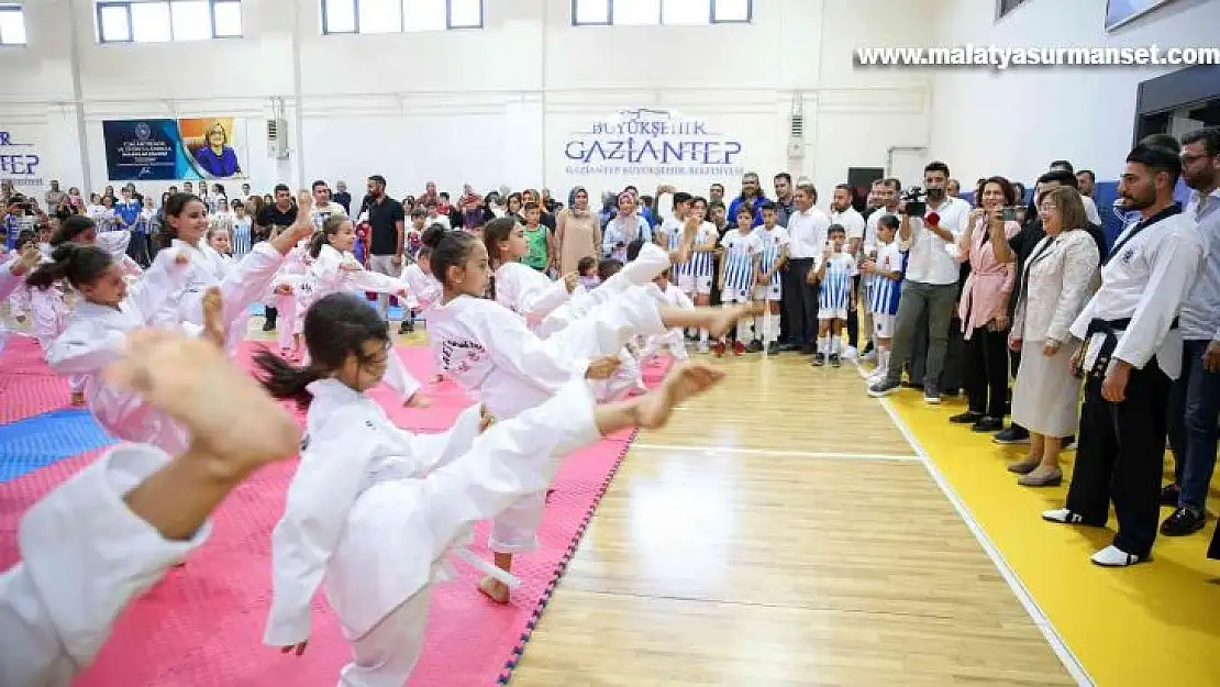 Şahin: 'Spora ulaşabilirlikte gazi şehirde altın çağ yaşanıyor'