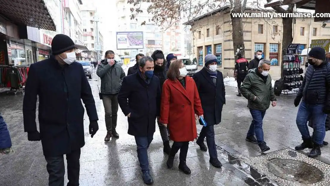 Şahin Gaziler Caddesi'nde incelemelerde bulundu