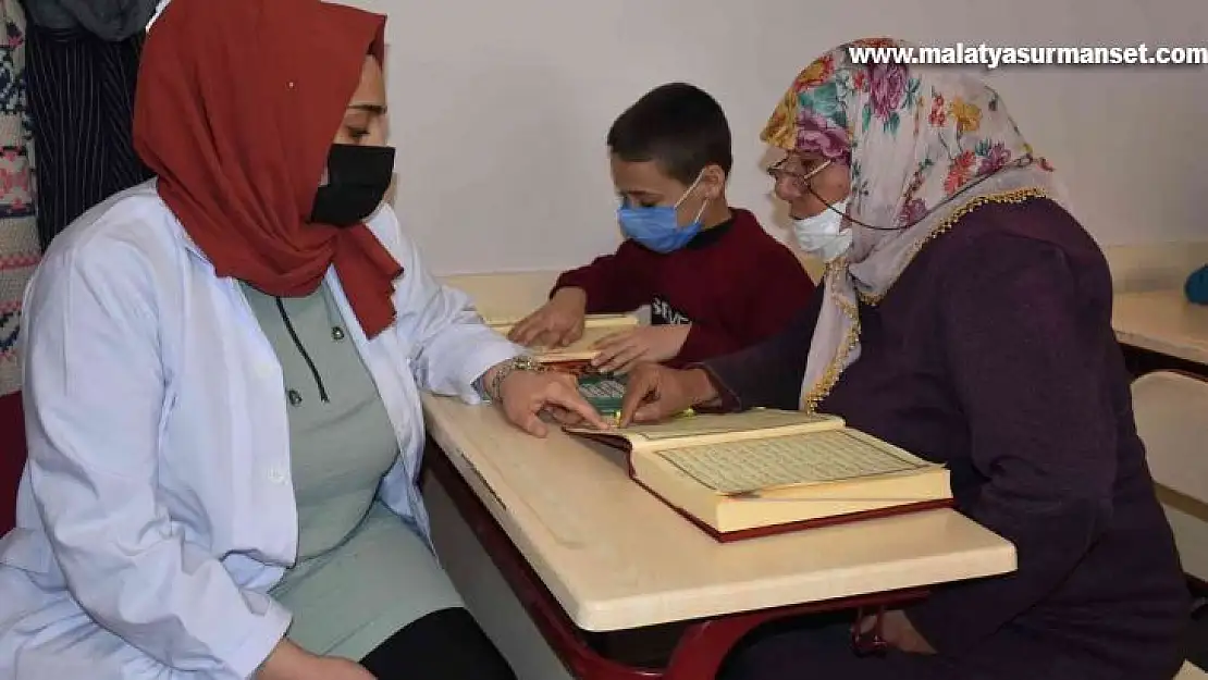Şahinbey Belediyesi tesislerinde Kur'an-ı Kerim öğreniyorlar