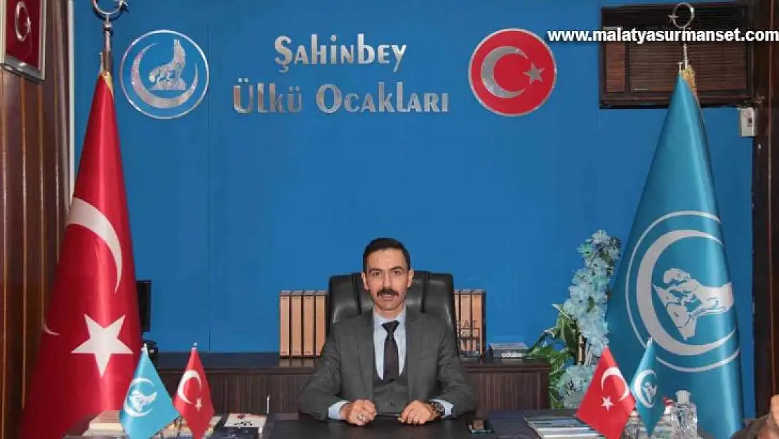 Şahinbey Ülkü Ocakları'nda bayrak değişimi