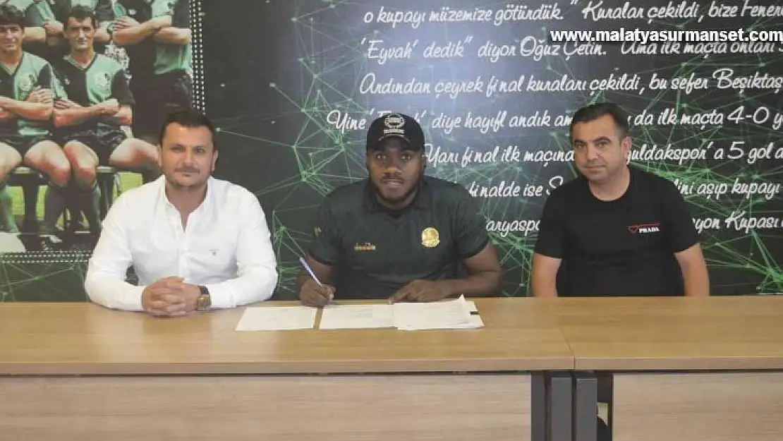 Sakaryaspor, Kabongo Kasongo ile 2 yıllık sözleşme imzaladı