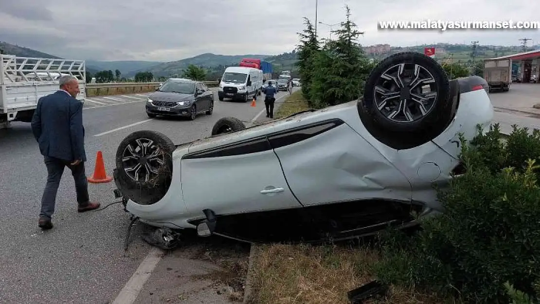 Samsun'da otomobil takla attı: 2 yaralı