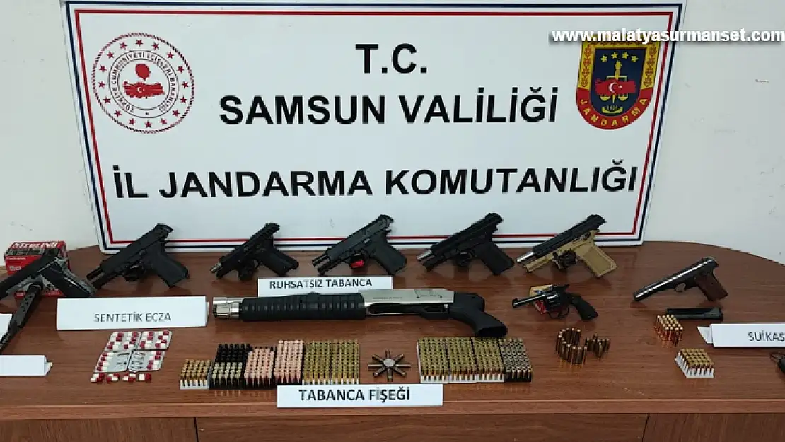 Samsun'da suikast silahının da bulunduğu çok sayıda silah ele geçirildi