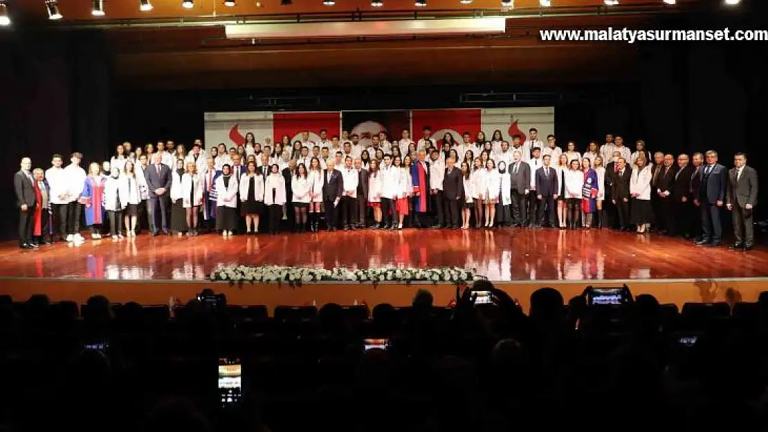 SANKO Üniversitesi akademik yıl açılışı ve tıp fakültesi beyaz önlük giyme töreni yapıldı