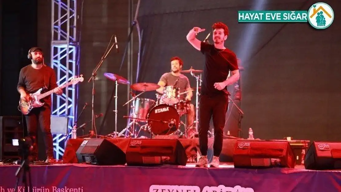 Şanlıurfa'da Kolpa Grubu rüzgarı esti