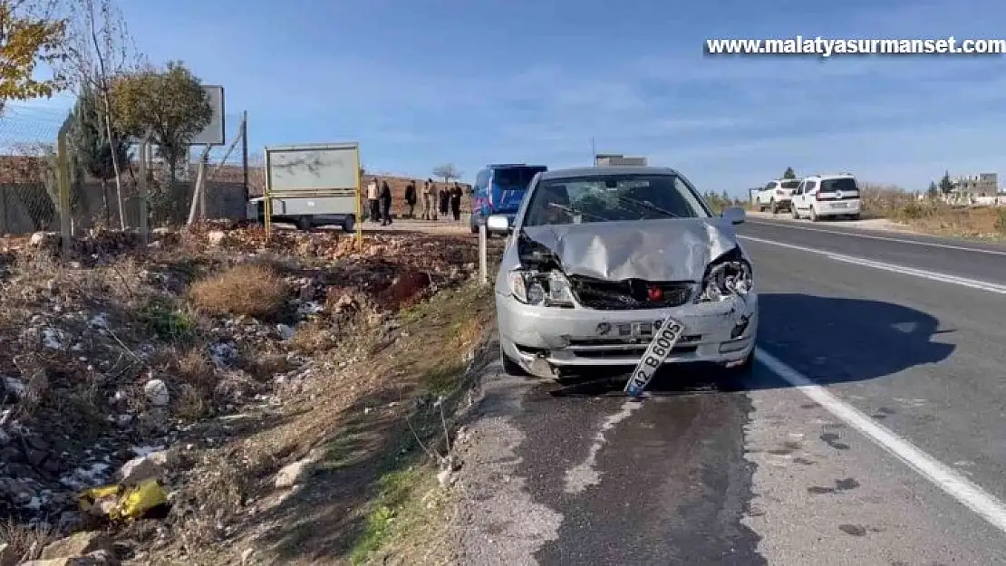 Şanlıurfa'da otomobiller çarpıştı: 2 yaralı