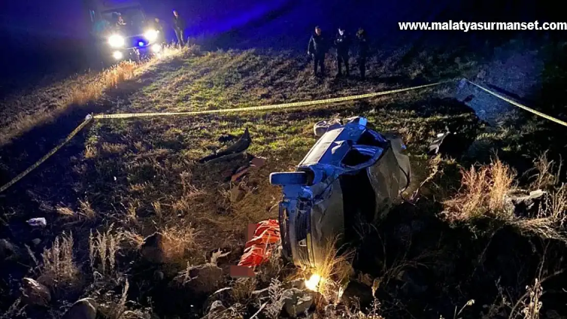 Şarampole devrilen otomobildeki 3 kişi öldü, 1 kişi yaralandı