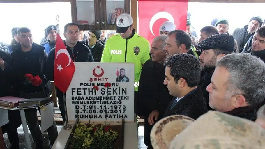 Şehit Fethi Sekin  şehadetinin 3. yılında kabri başında anıldı