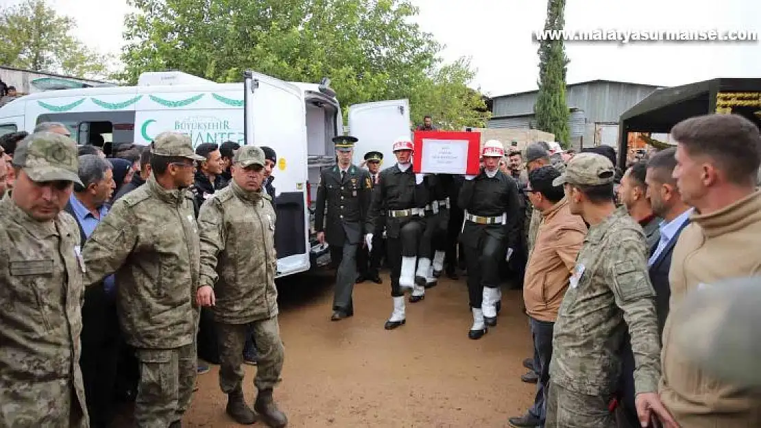 Şehit Mustafa Öztürk son yolculuğuna uğurlandı