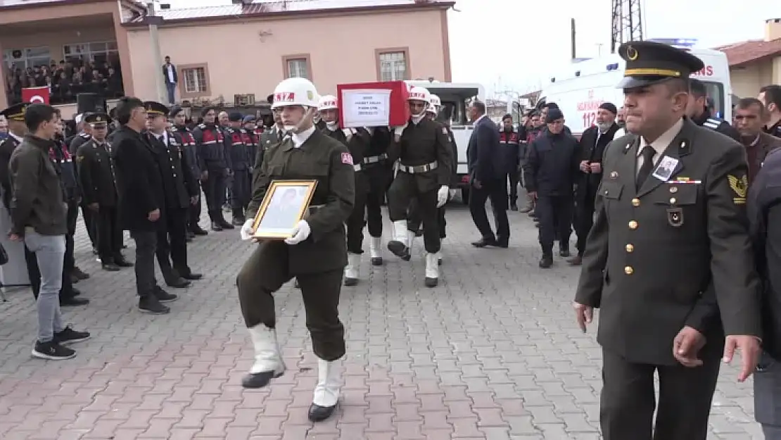 Şehit Piyade Uzman Çavuş Hikmet Aslan Son Yolculuğuna Uğurlandı