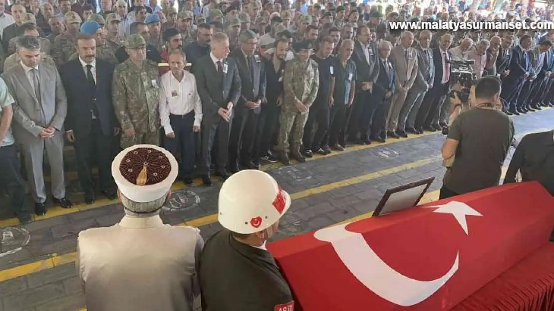 Şehit Sözleşmeli Er, Aytek dualarla son yolculuğuna uğurlandı