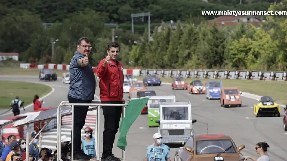 Selçuk Bayraktar, Denecar Takımı'nı tebrik etti