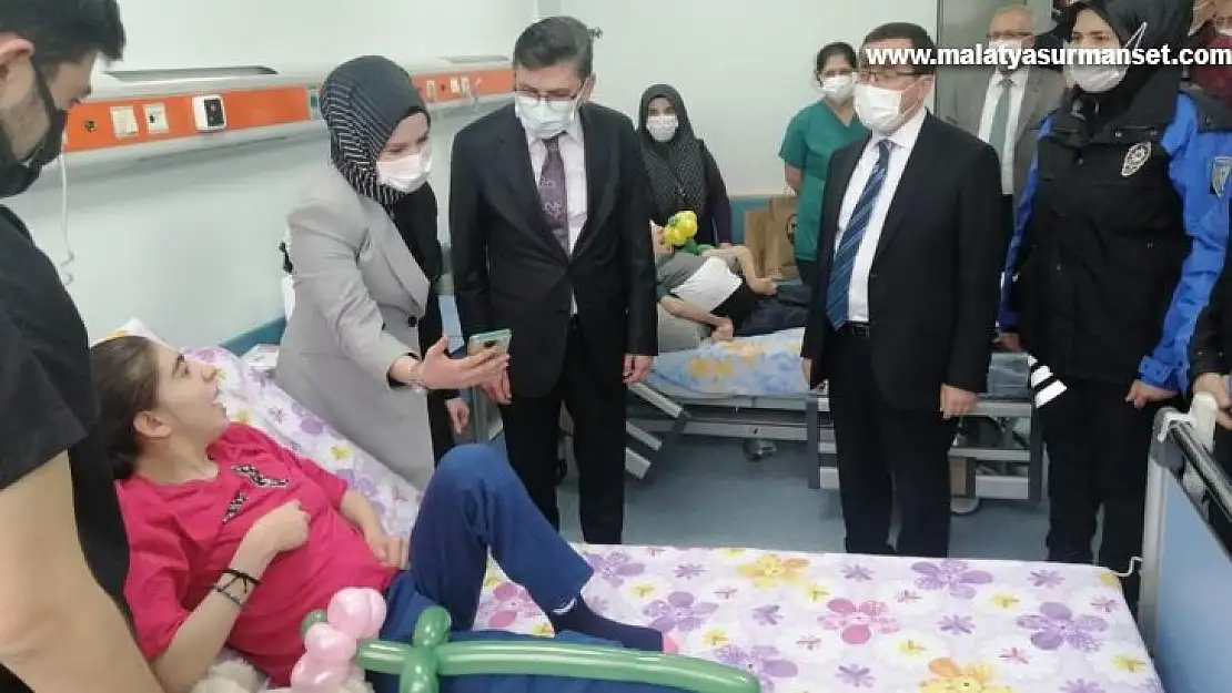 Serebral Palsi hastası kardeşlere moral